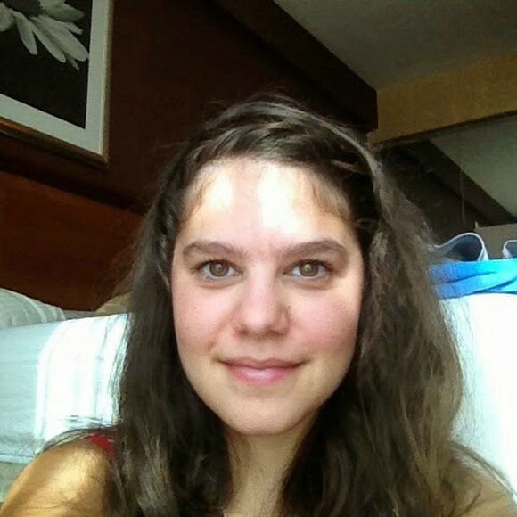 Meet your Posher, Marissa - Picture 1 of 1